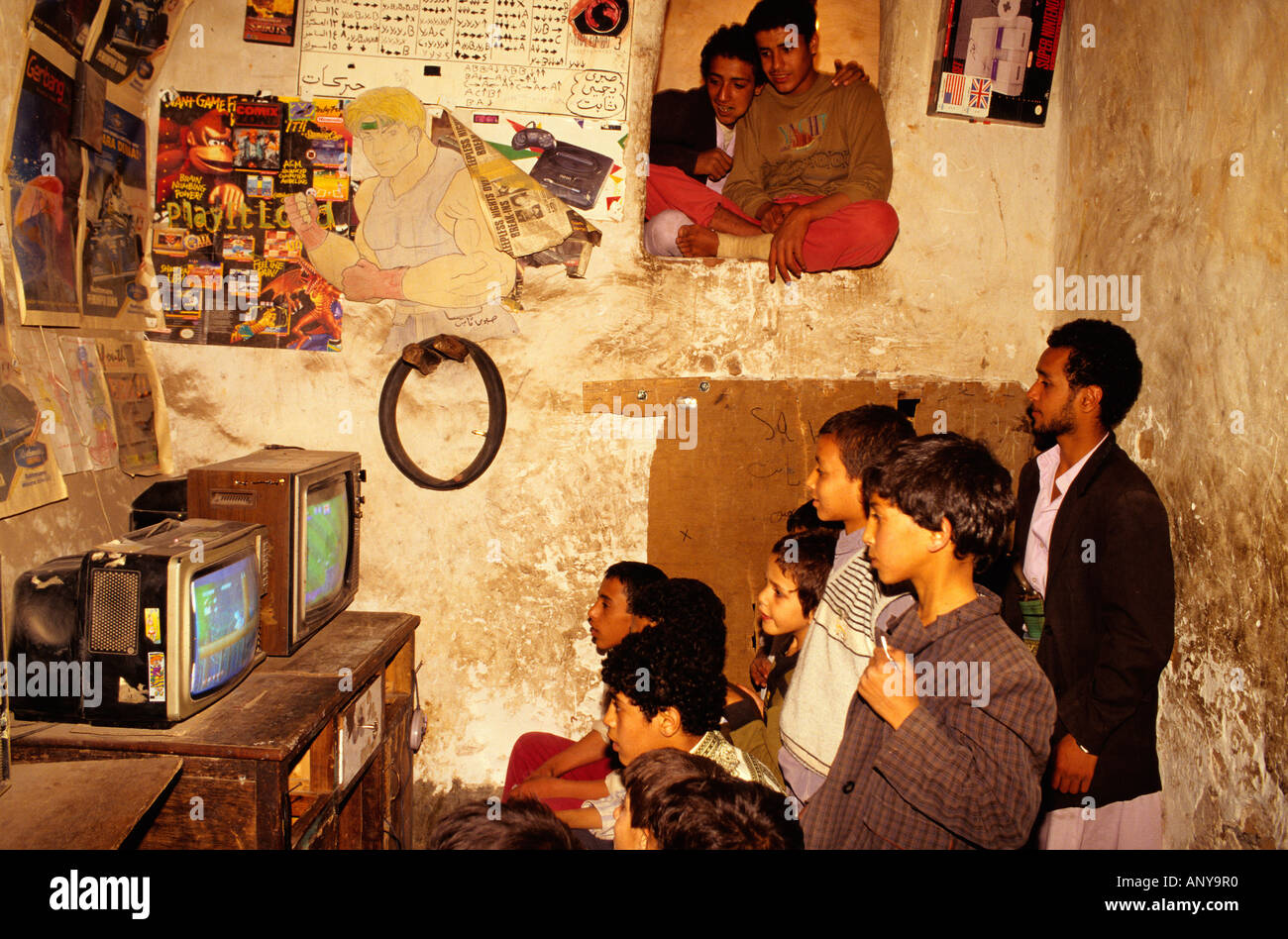 Republic of Yemen, Sana'a, Old Town, Gaming room Stock Photo - Alamy