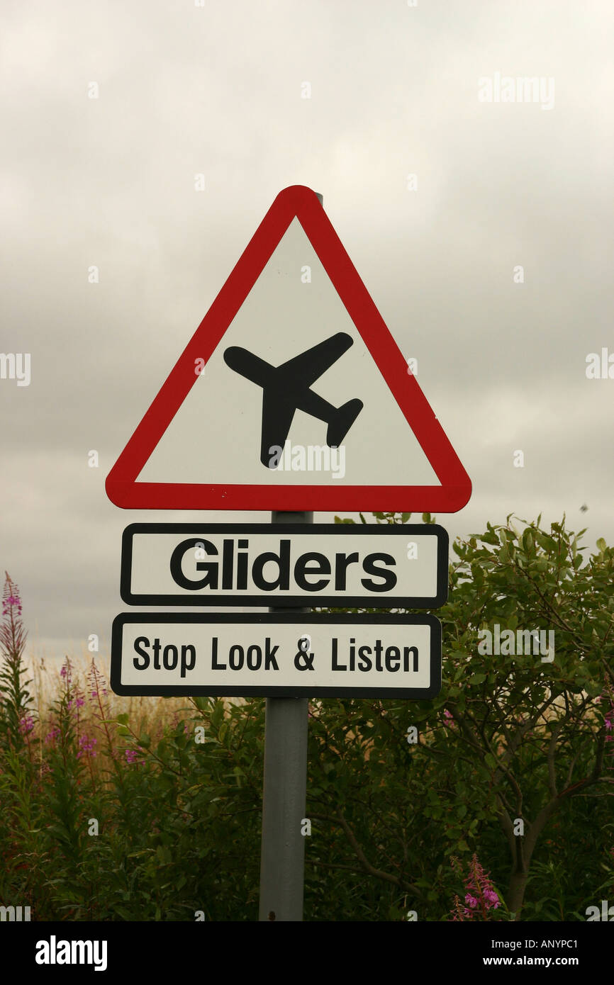 Glider Warning Sign Sutton Bank North Yorkshire Stock Photo Alamy