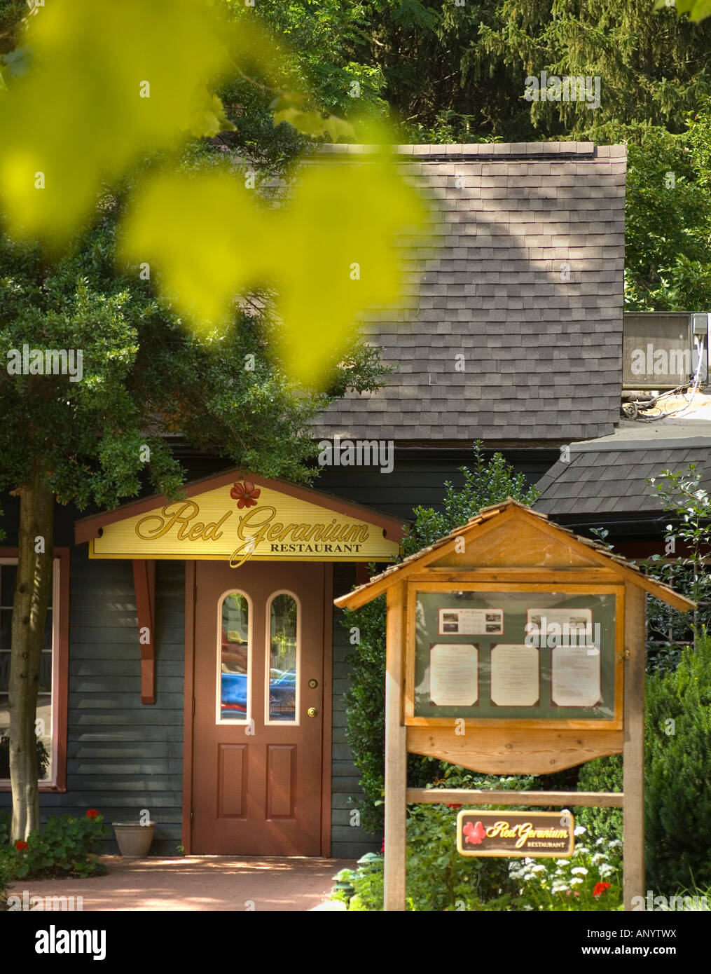 Red geranium restaurant new harmony indiana in tourist attraction