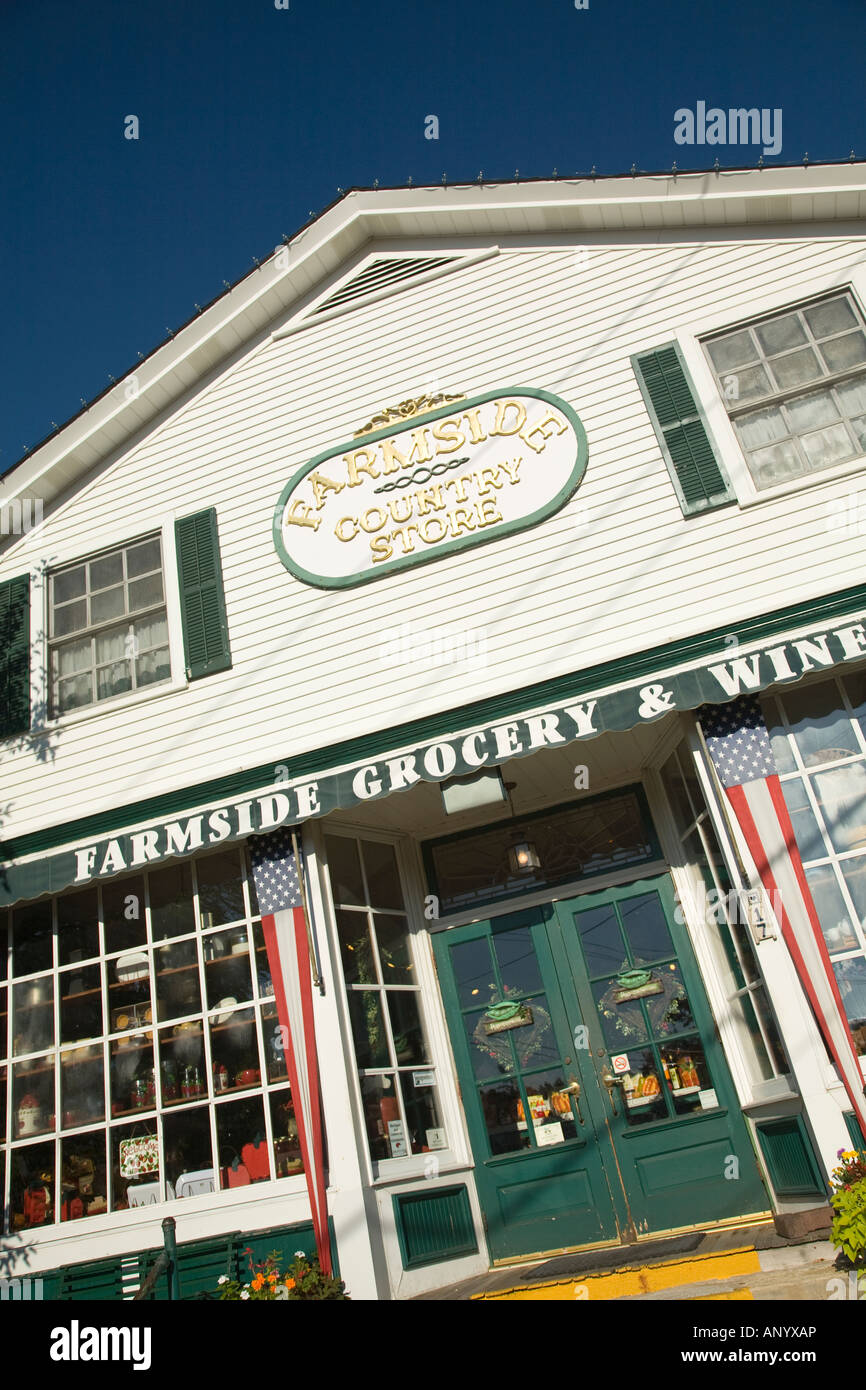 ILLINOIS Long Grove Exterior and entrance to farmside grocery retail