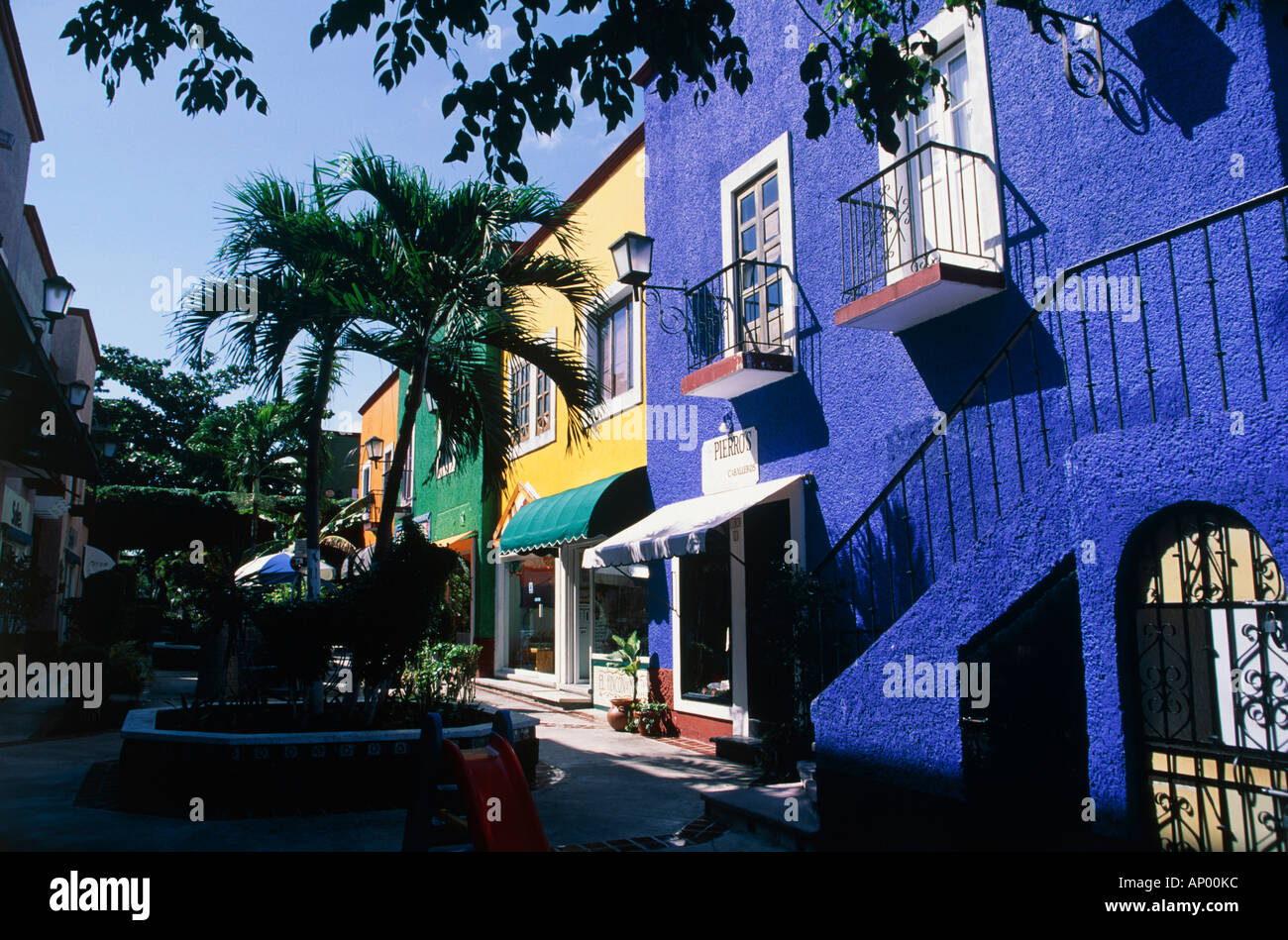 boutique and shopping area resort of cancun mexico editorial use only Stock Photo