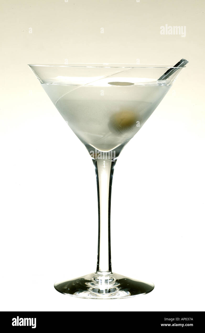 James bond martini hires stock photography and images Alamy