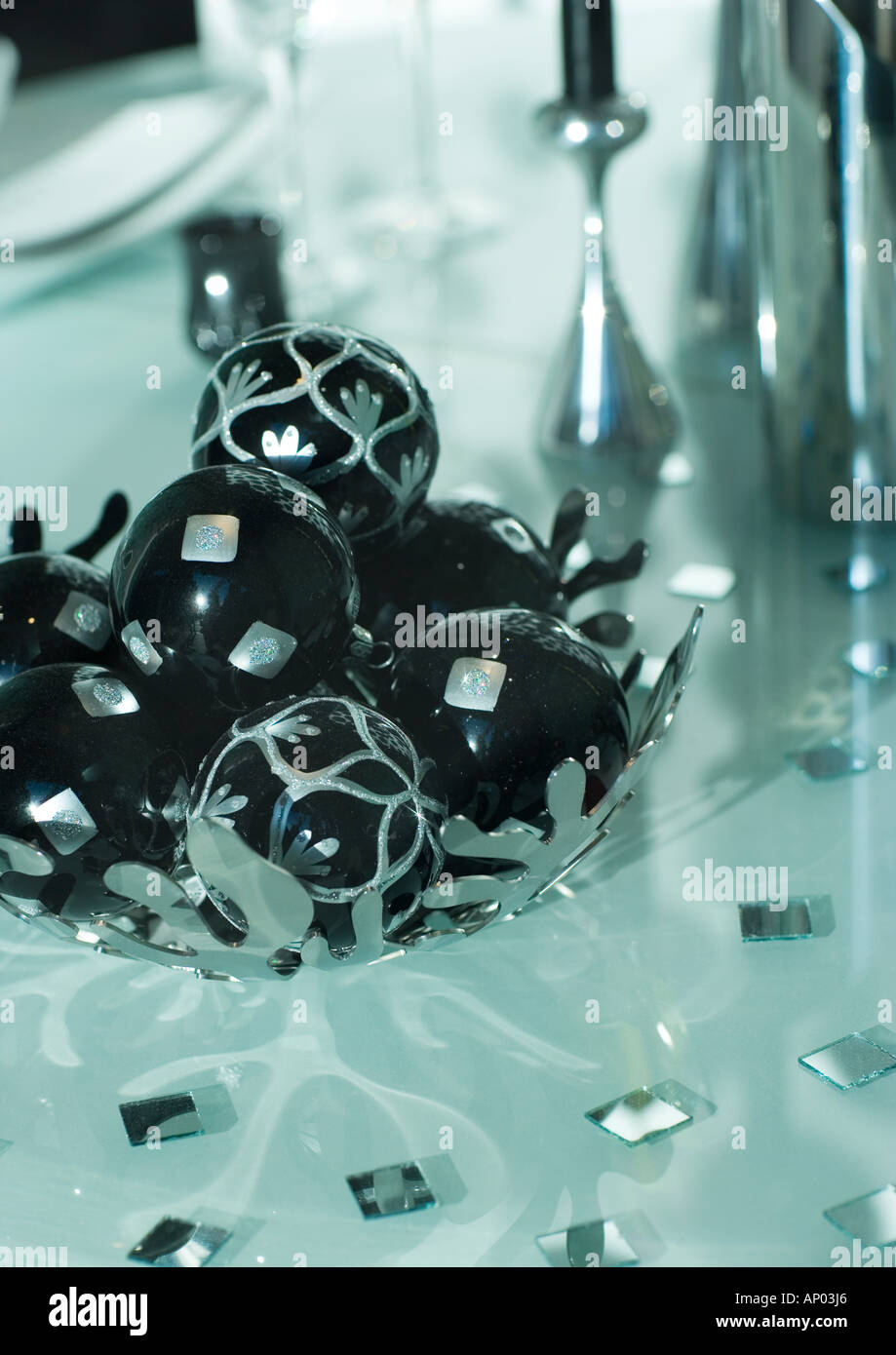 Decorative centerpiece hi-res stock photography and images - Alamy