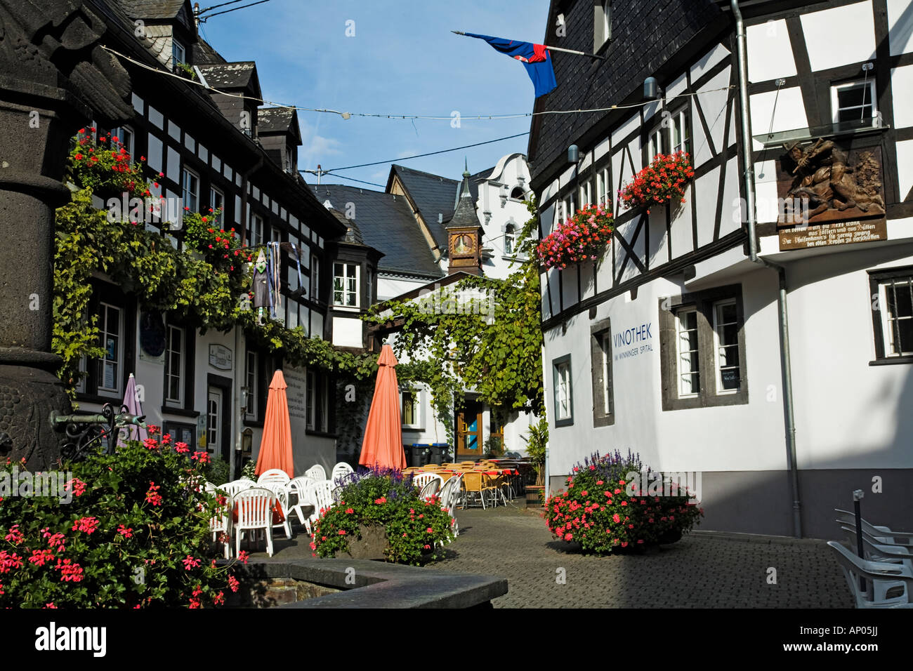 CAFE SQUARE WINNINGEN MOSELLE VALLEY Stock Photo Alamy