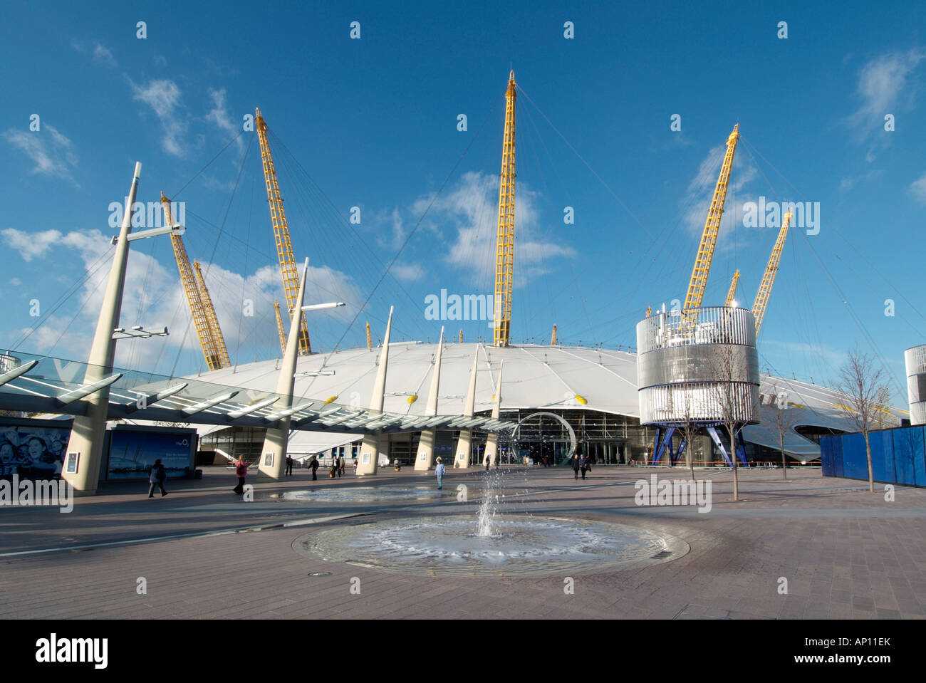 02arena hi-res stock photography and images - Alamy