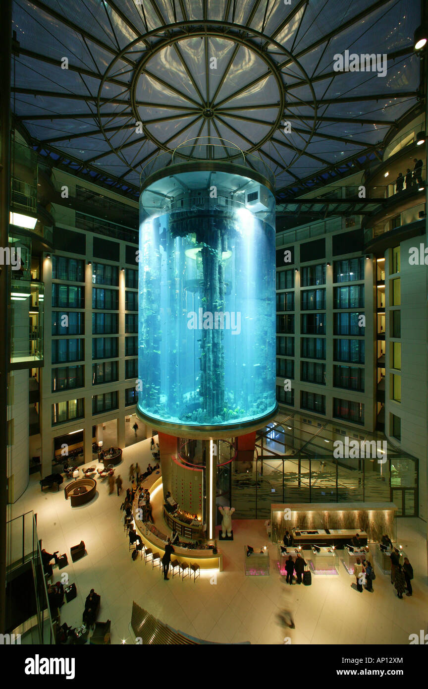 AquaDom, Radisson SAS Hotel, Berlin, Germany Stock Photo - Alamy