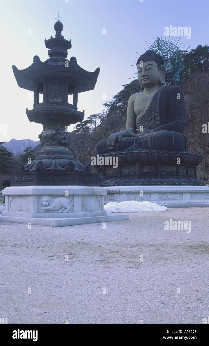 A large seated Buddha near the entrance to Mt Sorak National Park South Korea Stock Photo