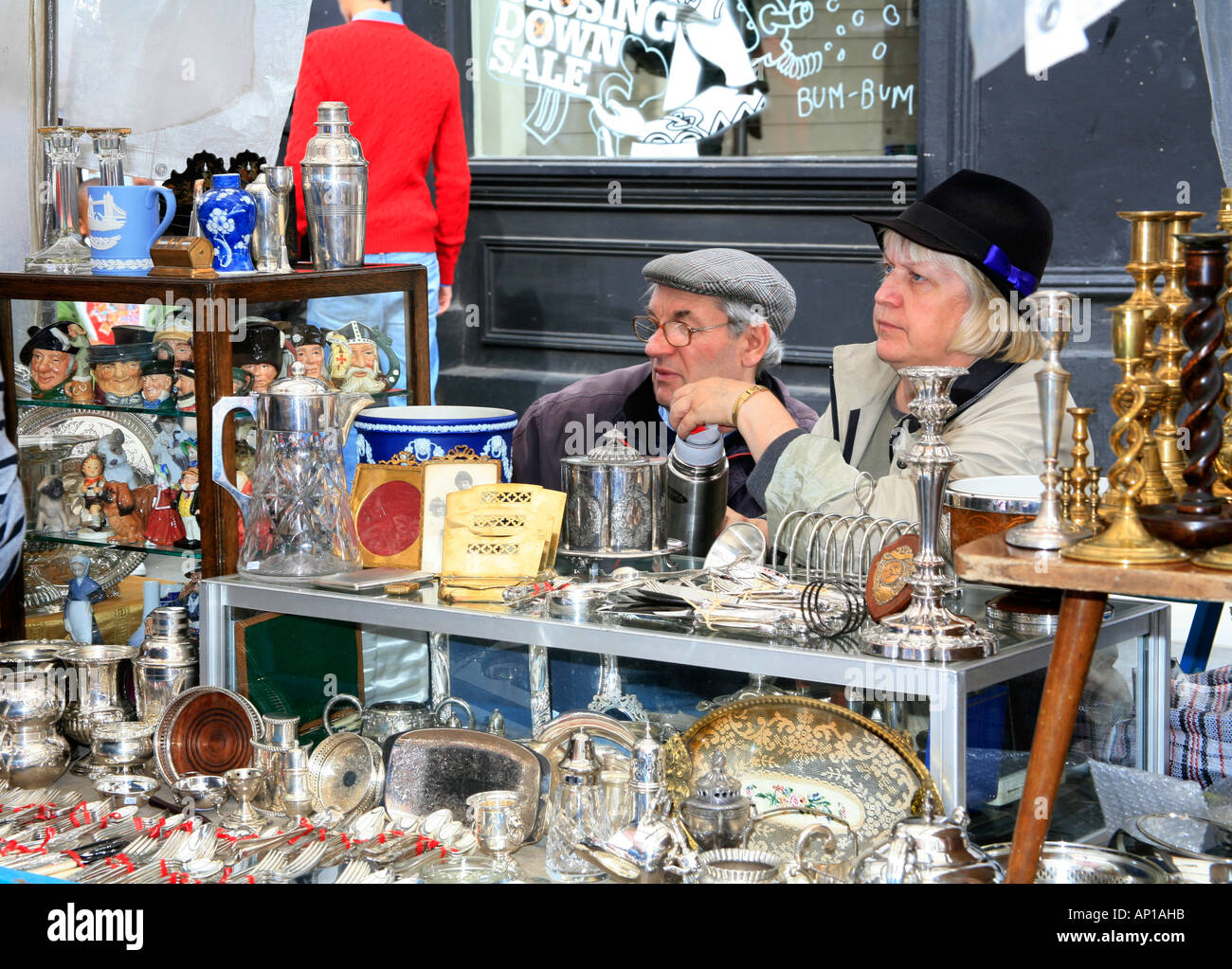 Antique Dealers in the Portobello Road Market in London Stock Photo