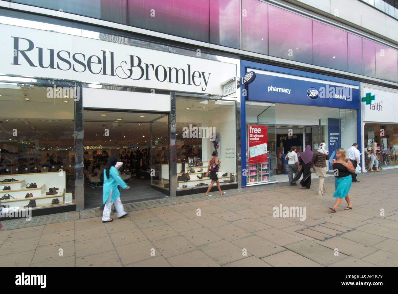 Russell bromley outlet online 2025