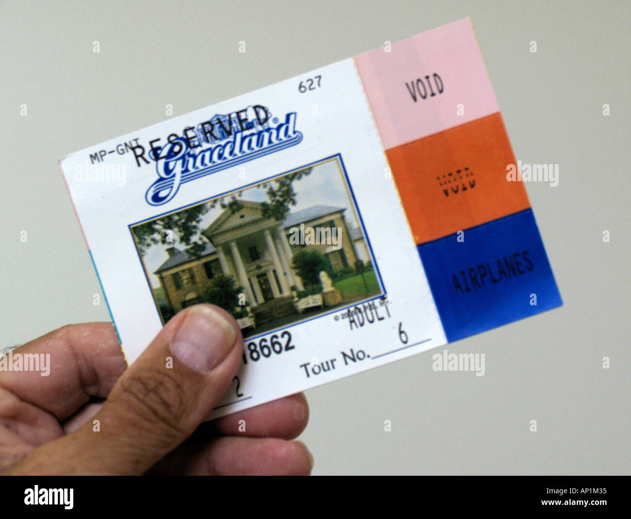 Graceland entrance hires stock photography and images Alamy