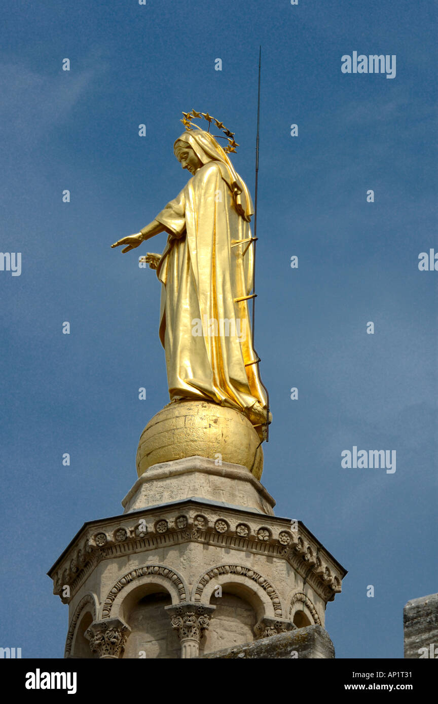 Golden statue of Madonna Virgin Mary at Nôtre Dame des Doms and Palais