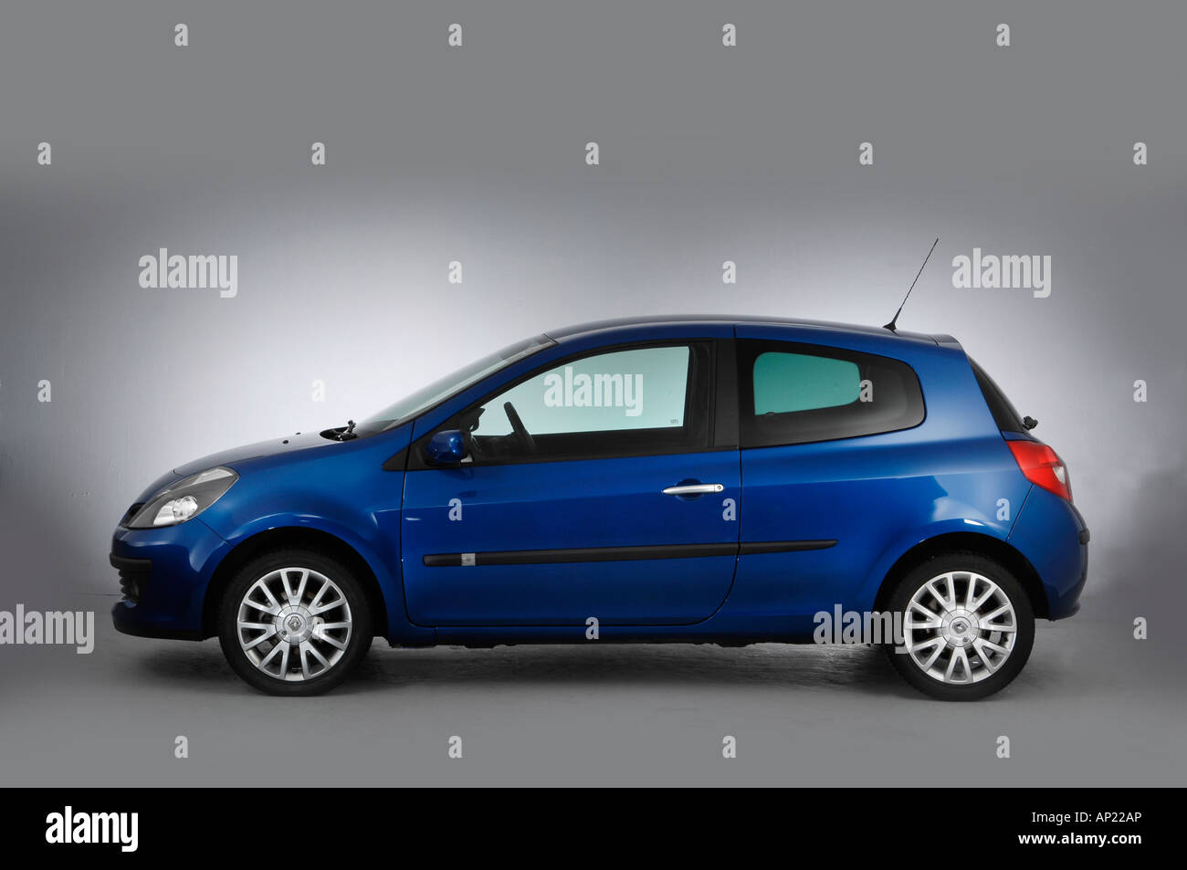 2007 Renault Clio Stock Photo - Alamy