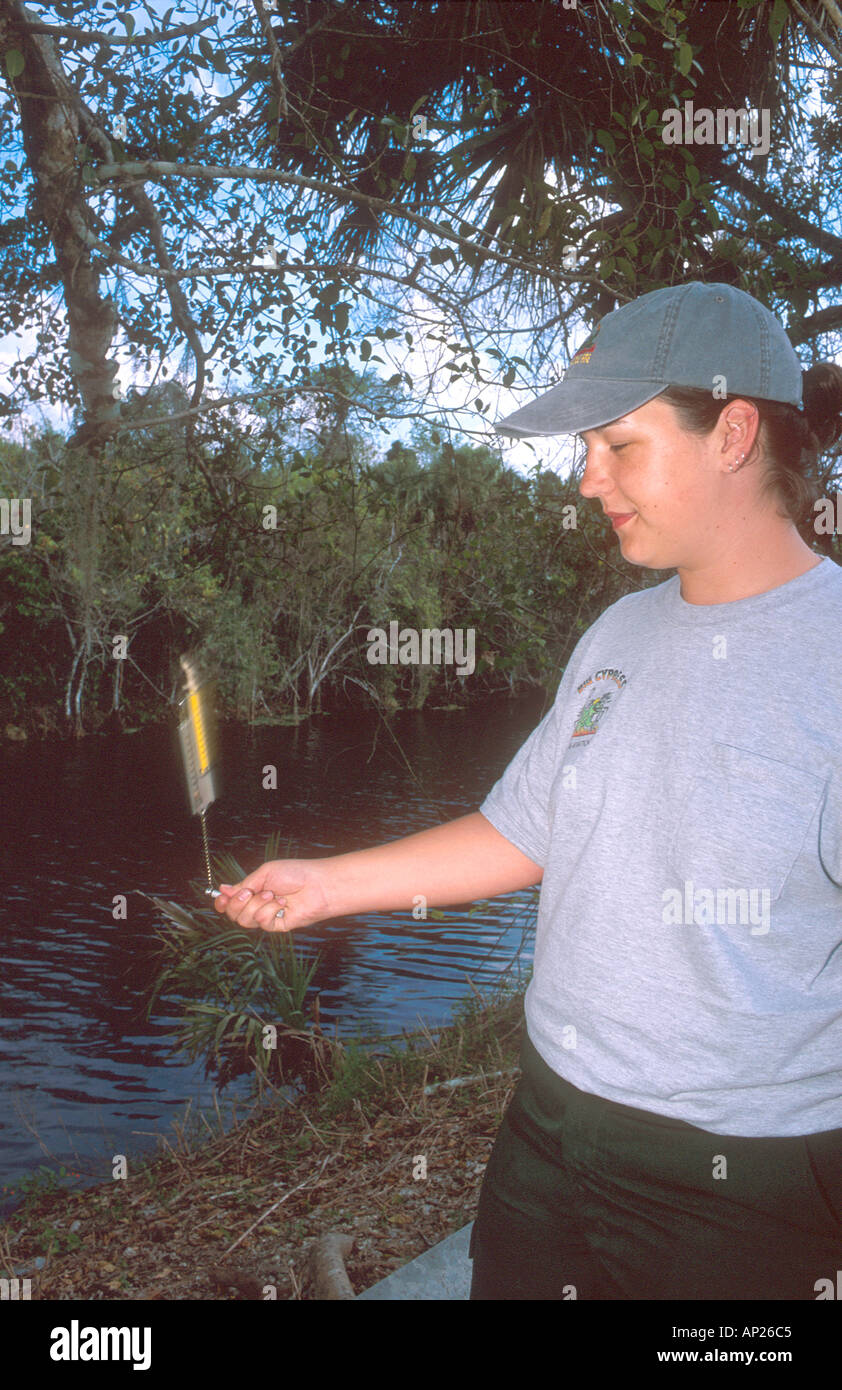 U S Forest Service Technician Using A Sling Psychrometer To Measure Stock Photo Alamy