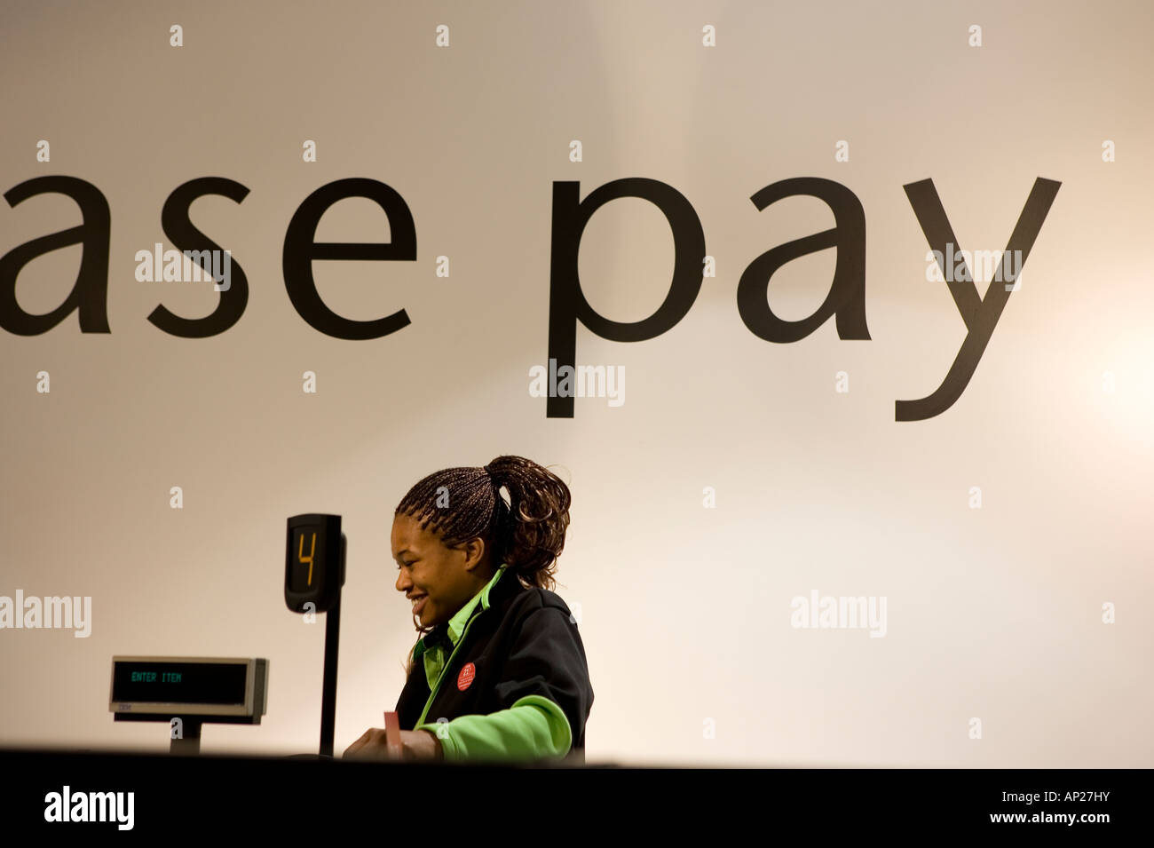 Girl cashier supermarket uk hires stock photography and images Alamy