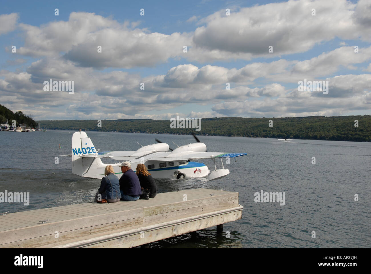 Keuka lake boat hires stock photography and images Alamy
