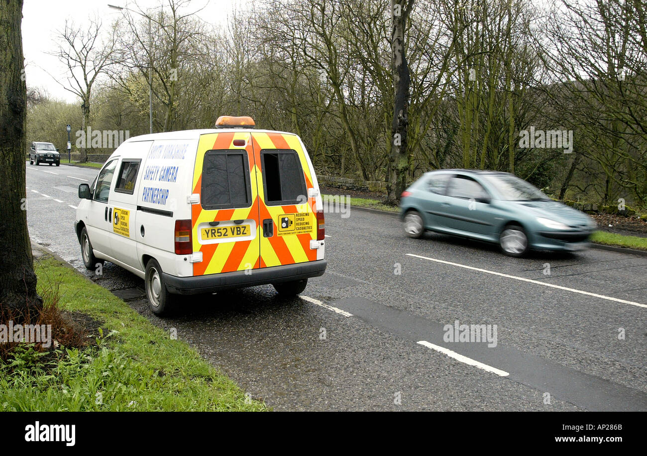 Mobile Police Speed Camera Unit operating in Sheffield South Yorkshire Stock Photo