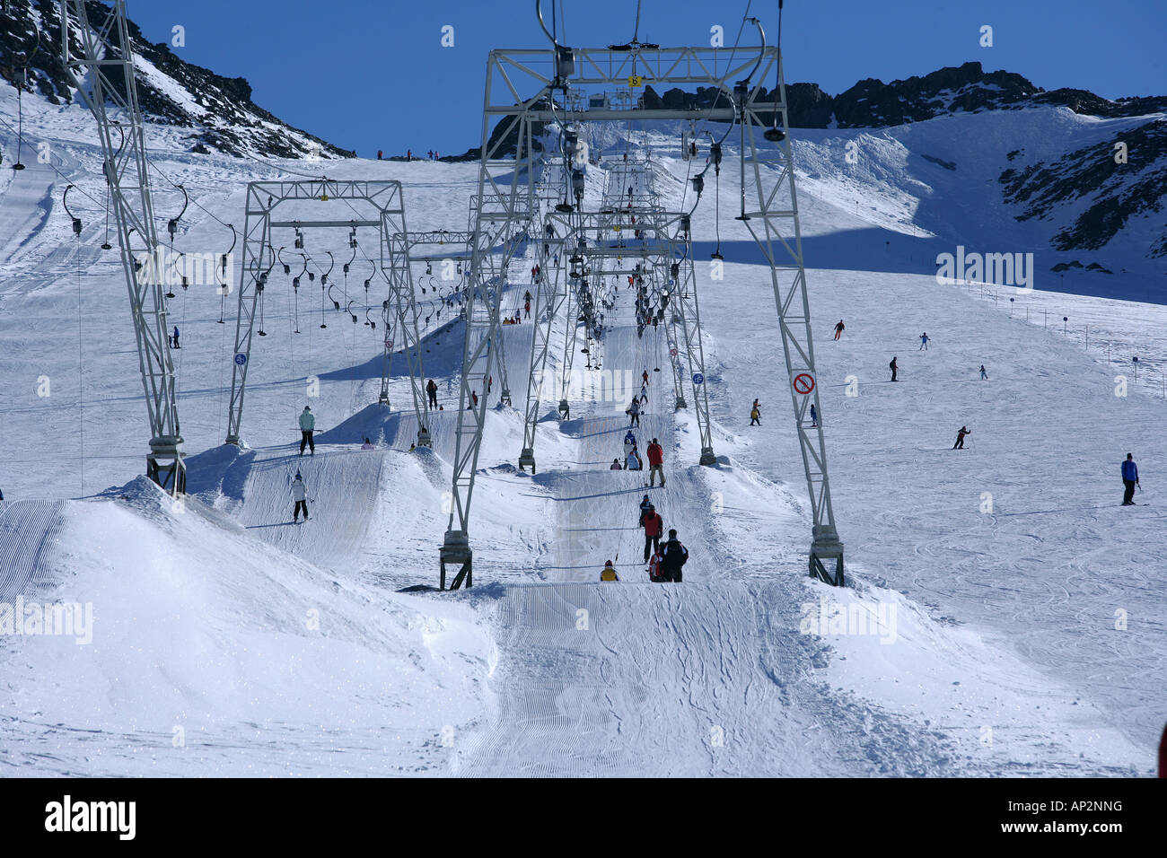 Finail ski lifts on the Finail glacier, Schnalstal, South Tyrol, Italy Stock Photo