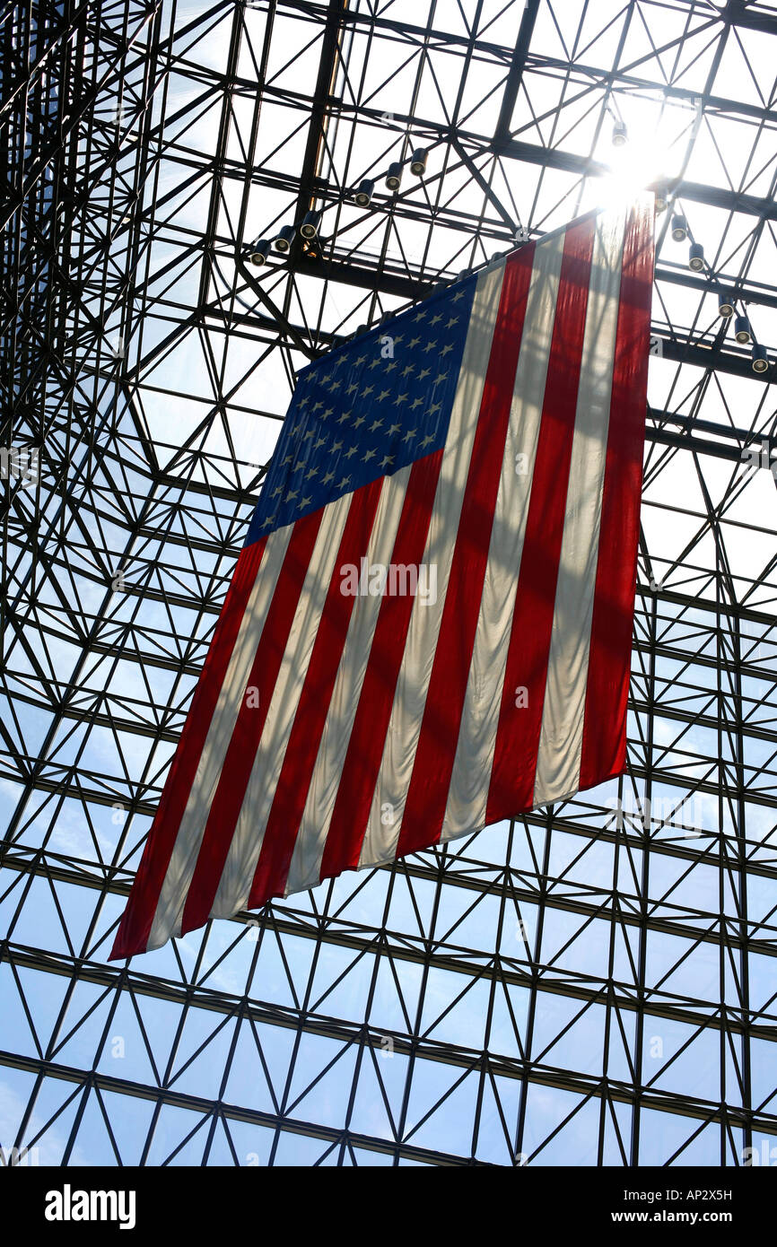 Sternenbanner, Flagge der Vereinigten Staaten, John F Kennedy Library, Boston, Massachusetts, USA Stock Photo