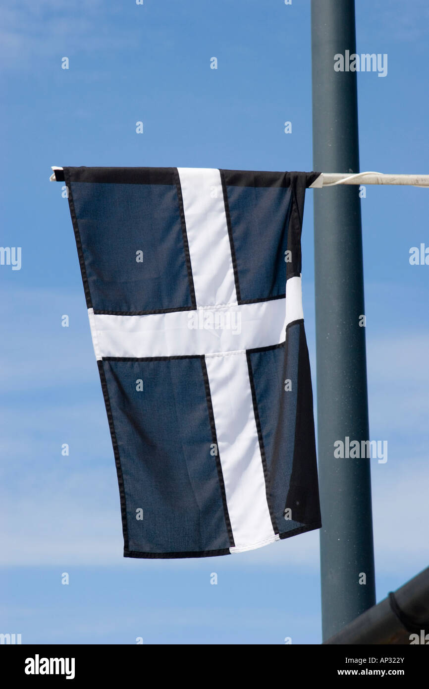 Cornish flag flying Stock Photo Alamy