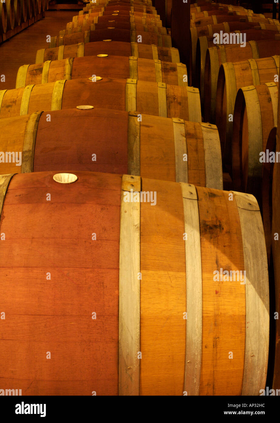Oak barrels california winery hi-res stock photography and images - Alamy