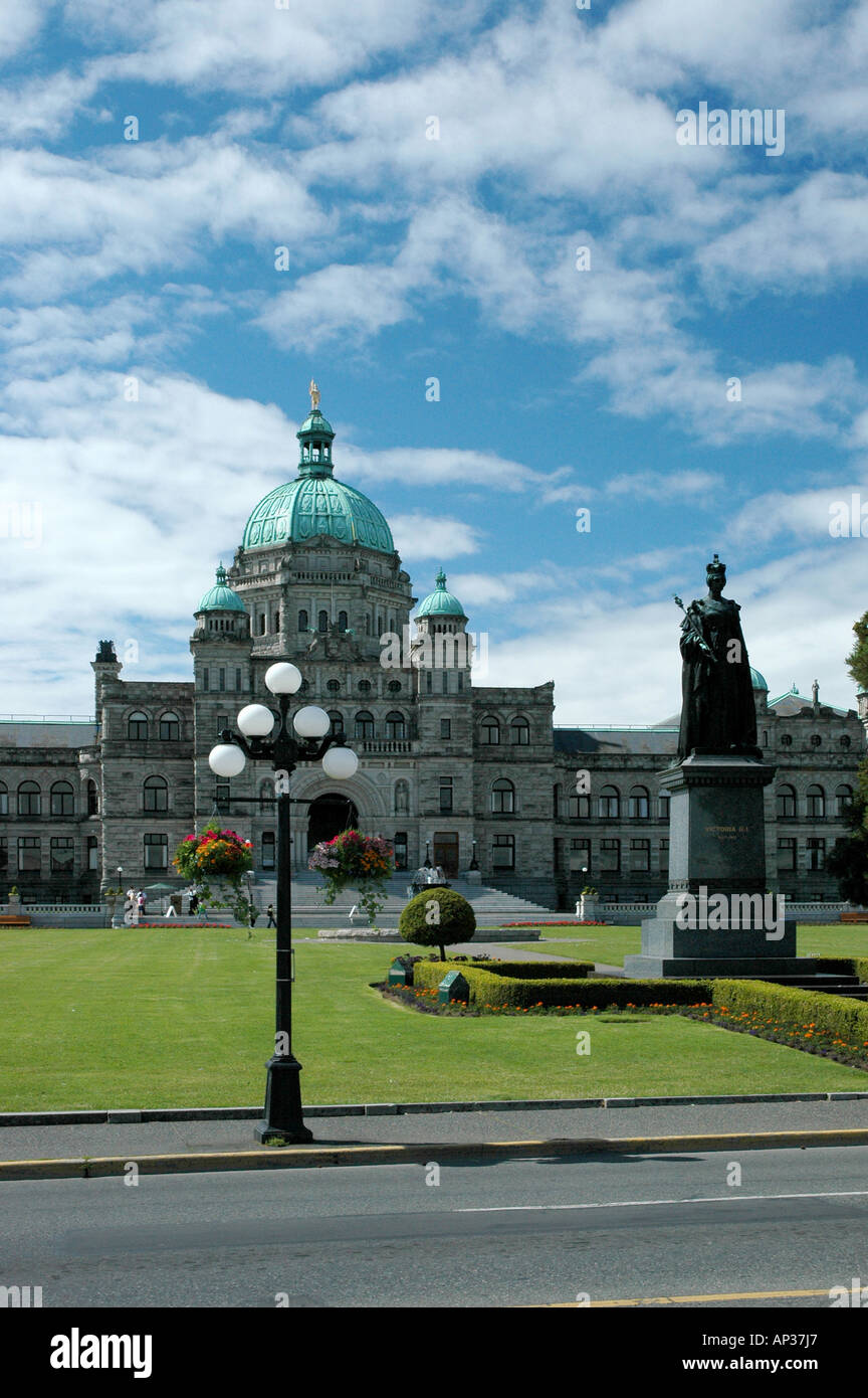 A statue of Queen Victoria is featured at The British Columbia Legislative Building in Victoria , British Columbia, Canada. Stock Photo