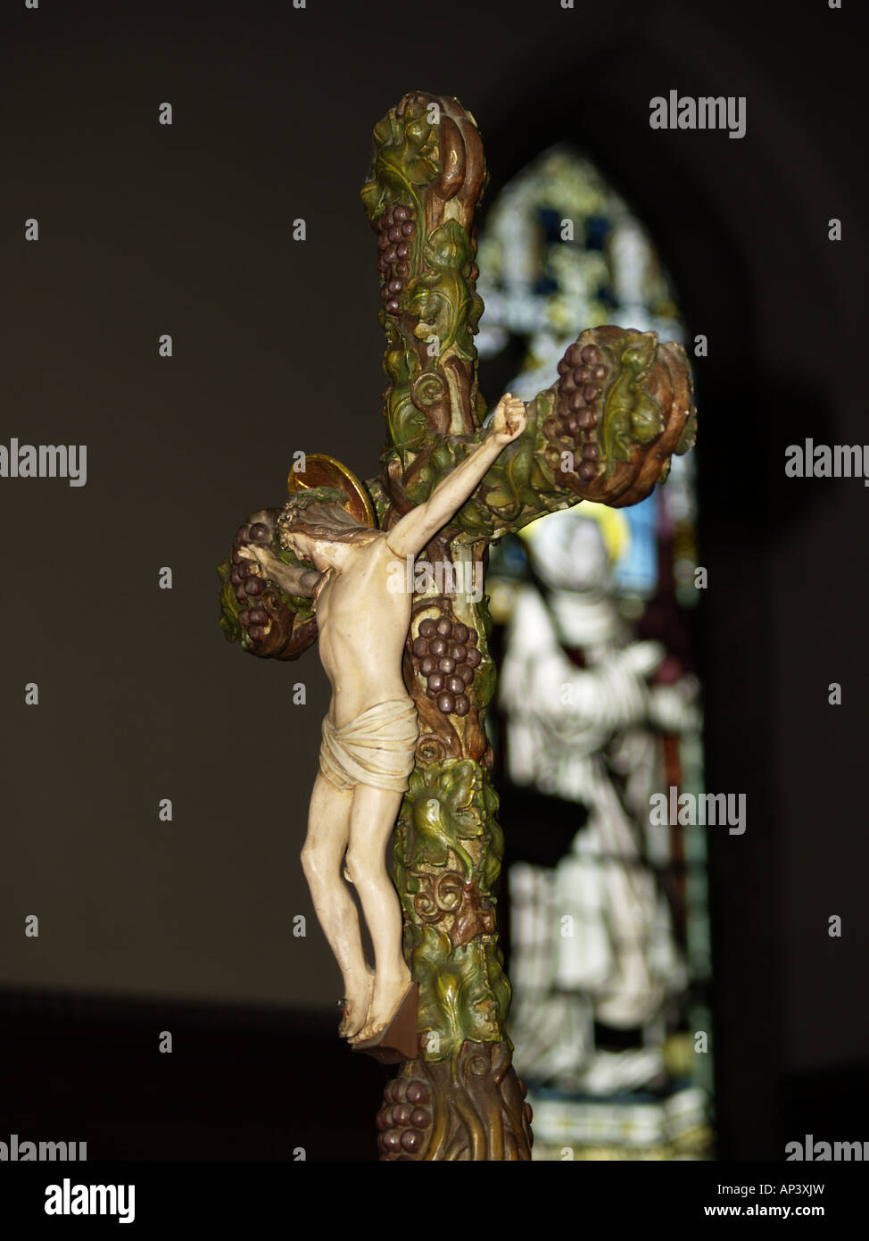 Christ on cross crucifix statue hi-res stock photography and images - Alamy