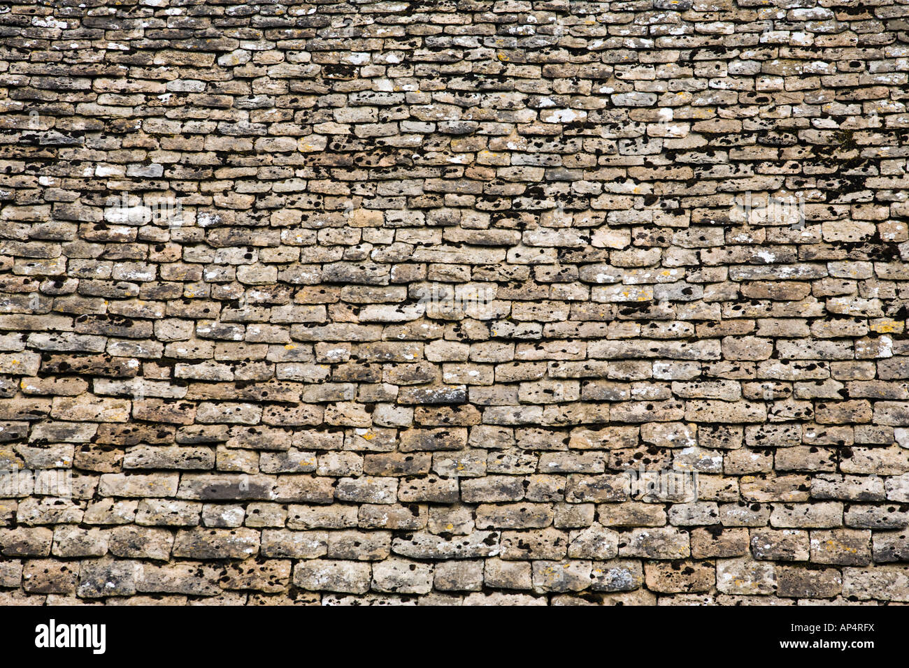 Traditional stone cotswolds roof tiles hires stock photography and