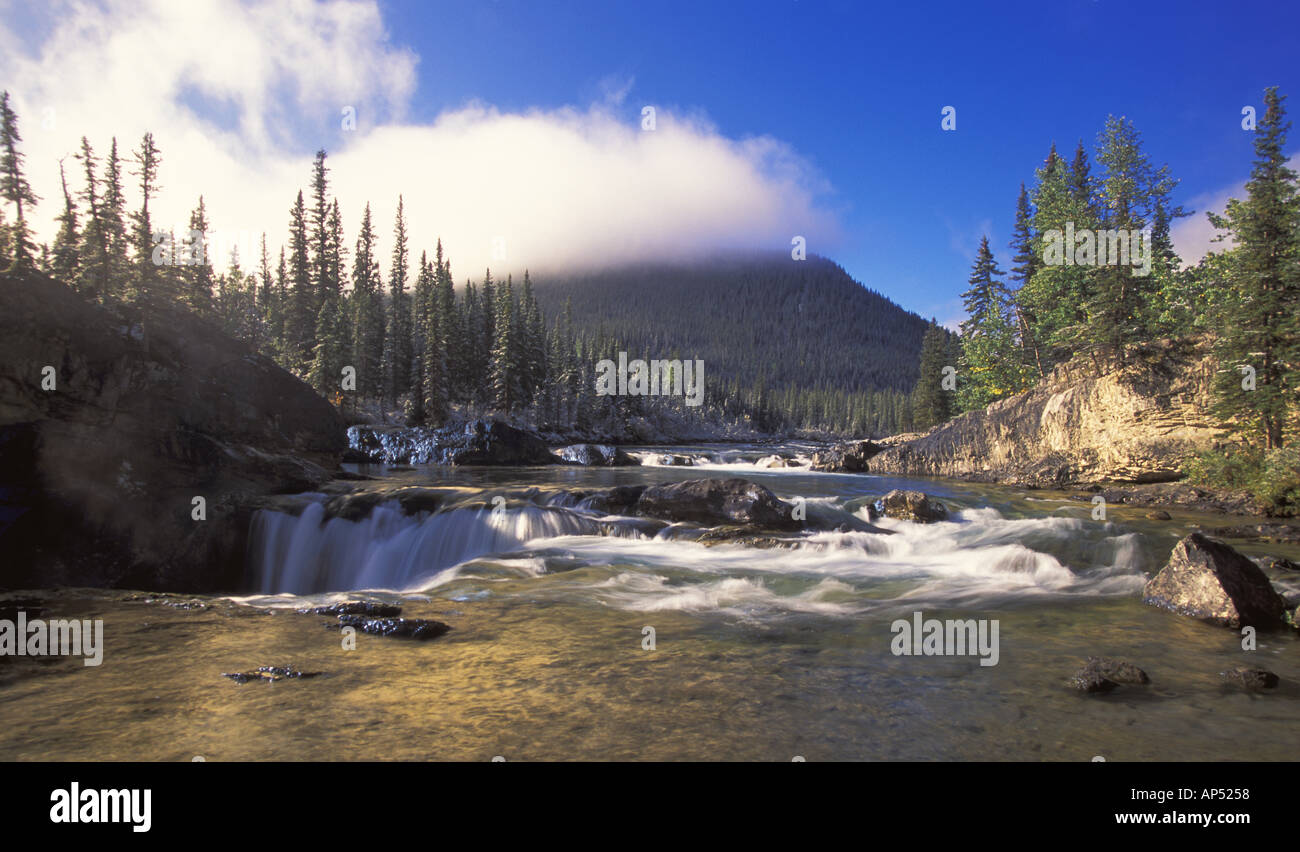 Beautiful river landscape hi-res stock photography and images - Alamy