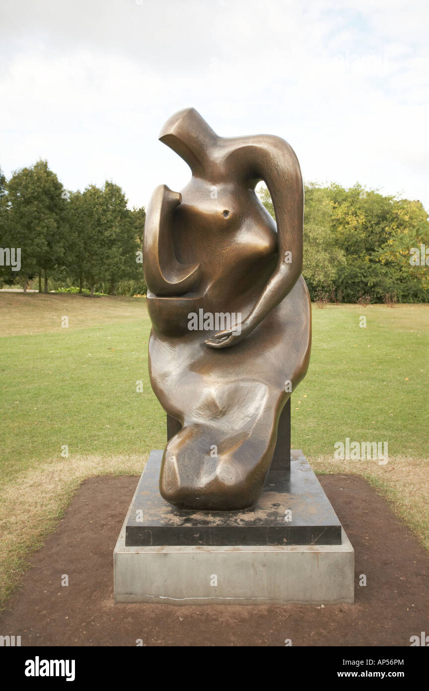 Henry Moore sculpture Mother & Child Block Seat 1983-84 Stock