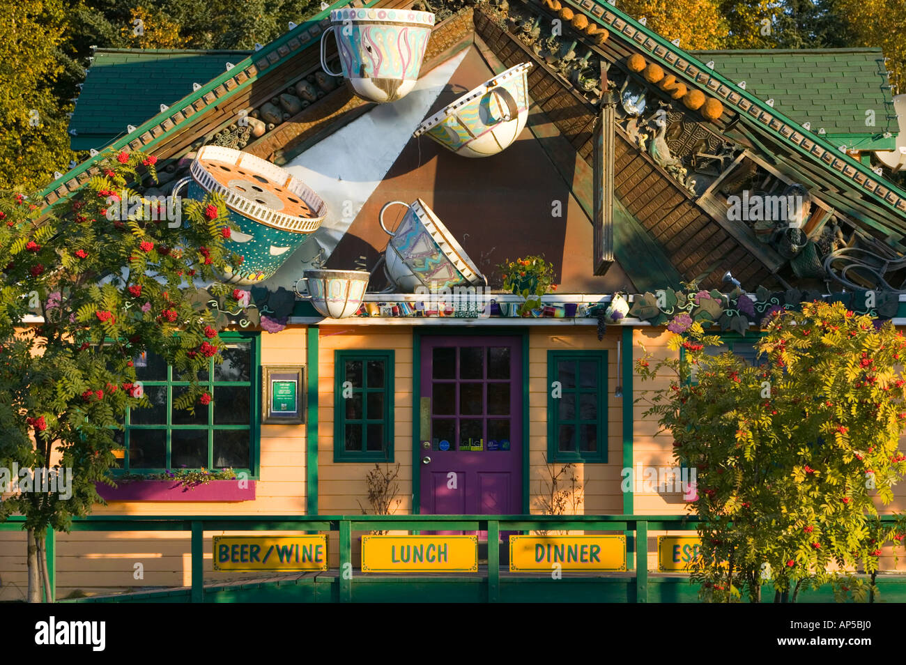 USA, ALASKA, KENAI PENINSULA, HOMER Cafe Cups Restaurant / Morning