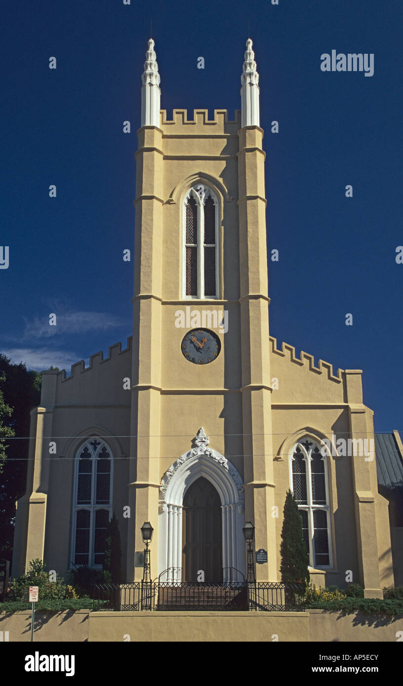 St james episcopal church hires stock photography and images Alamy