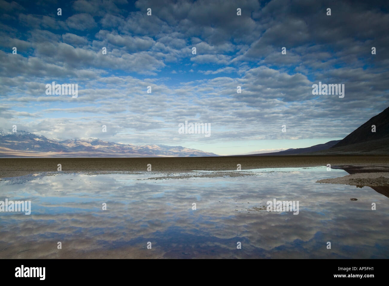 USA, California, Death Valley National Park Badwater Basin, Lowest
