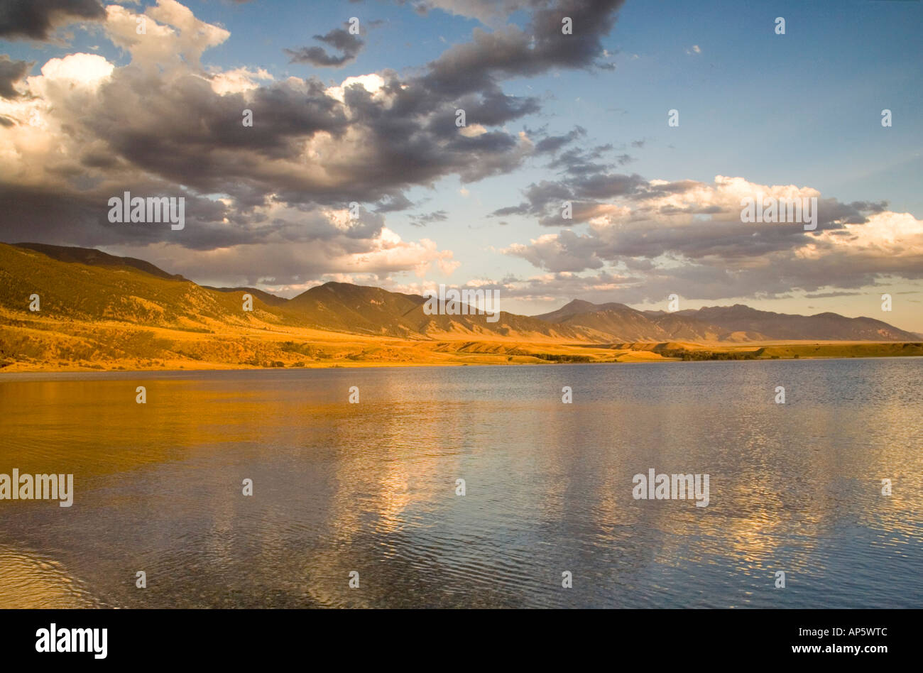 Ennis Lake and Madison Range near Ennis Montana Stock Photo Alamy