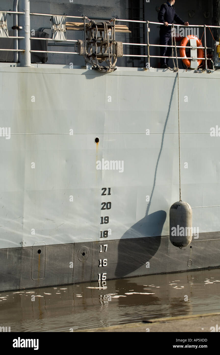 Water gauge on the destroyer HMS Edinburgh Stock Photo