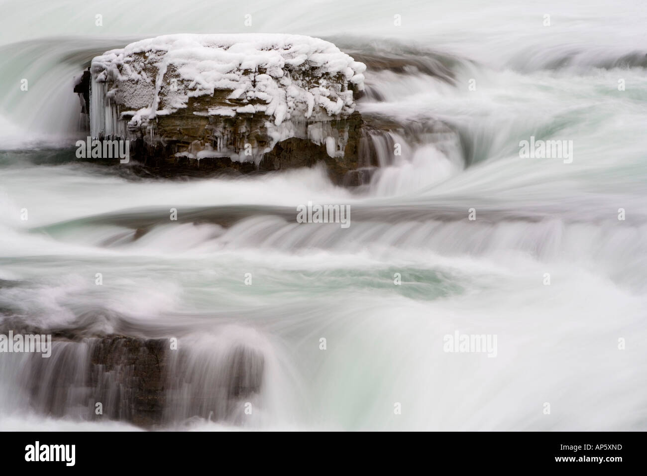 Kootenai falls snow hi-res stock photography and images - Alamy