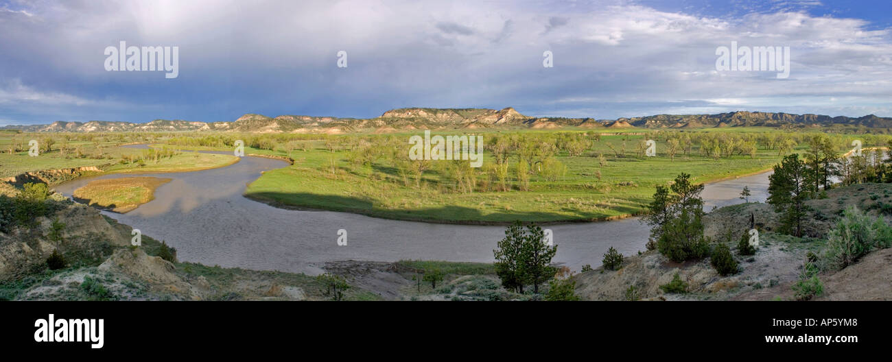 The Powder River near Broadus Montana Stock Photo Alamy