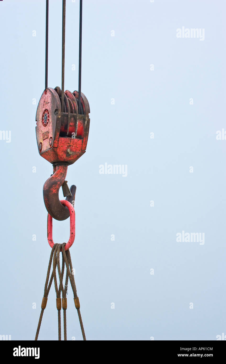 crane hook skyhook load lifting holding strength strong working steel