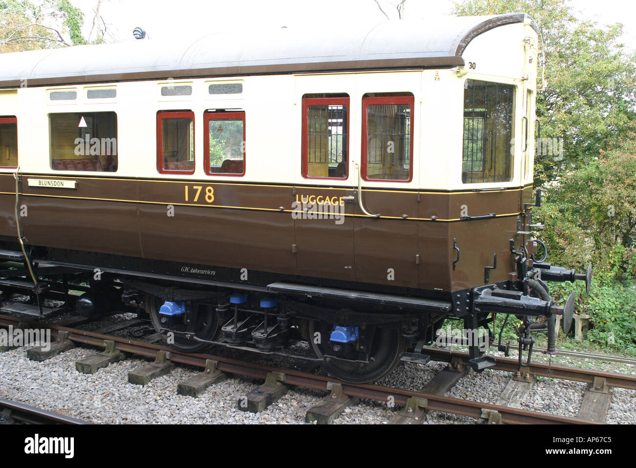 First class british railway carriage hires stock photography and