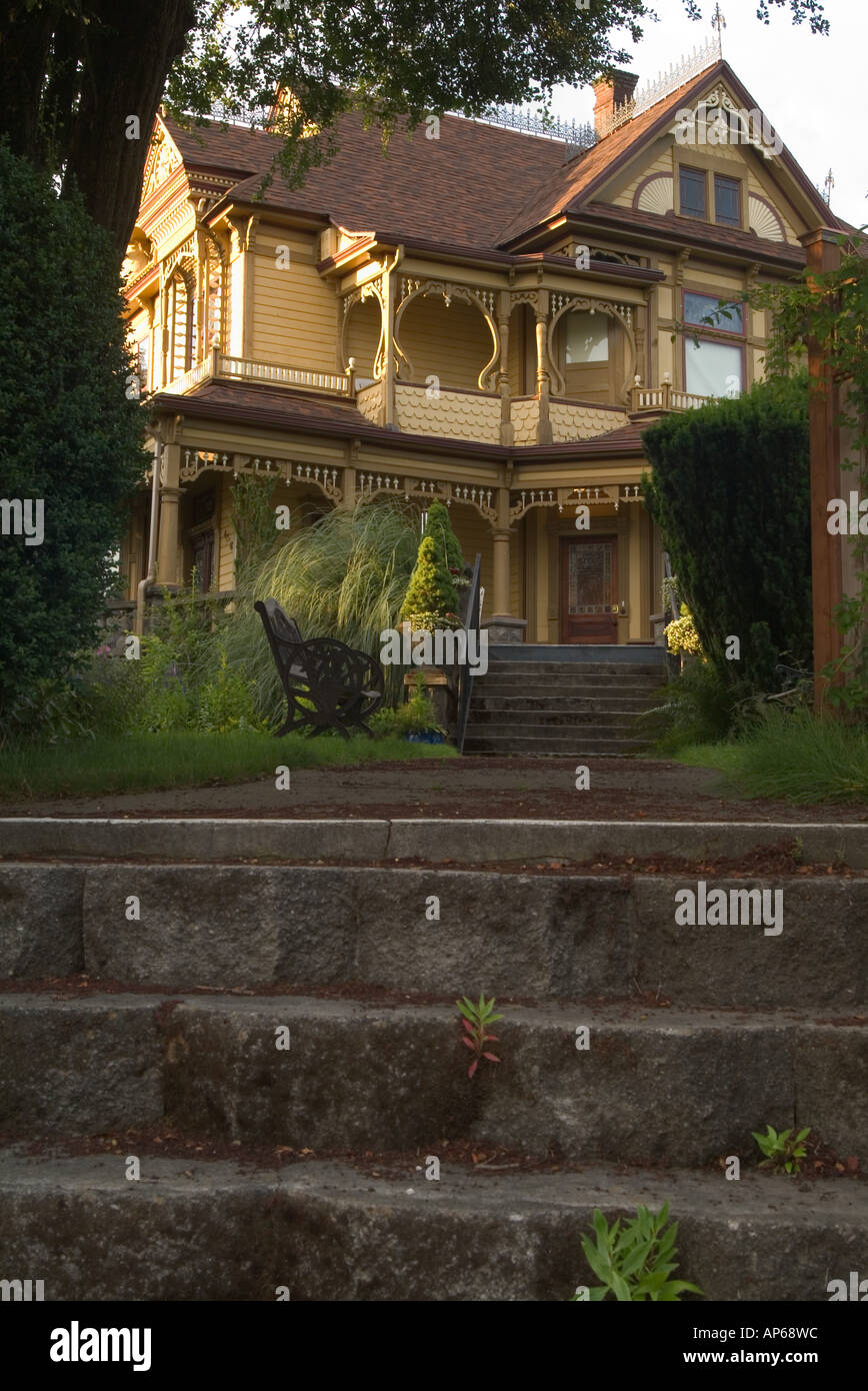 USA, Oregon, Portland, The Palmer House, in North Portland's historic