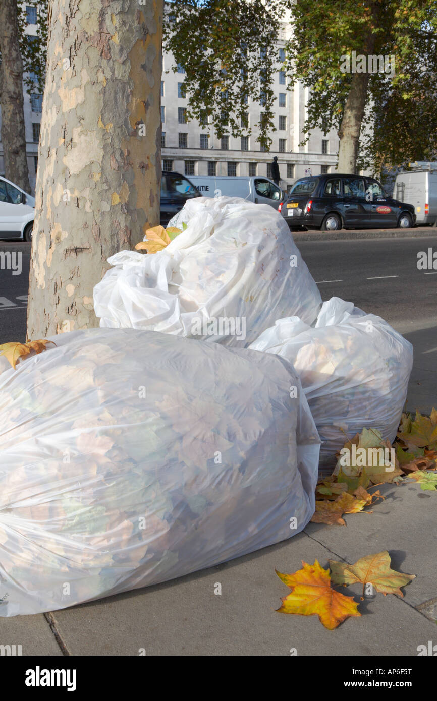 London litter black and white hi-res stock photography and images - Alamy
