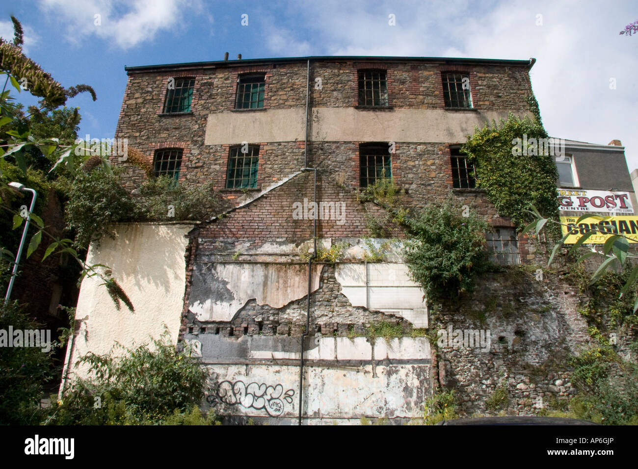 Swansea house decrepit abandoned ruin warehouse Stock Photo Alamy