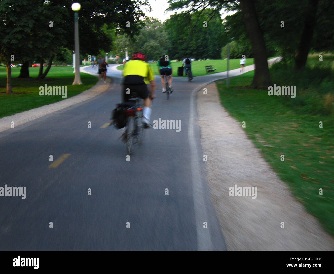 Chicago lakefront bicycle path on a summer evening Stock Photo Alamy