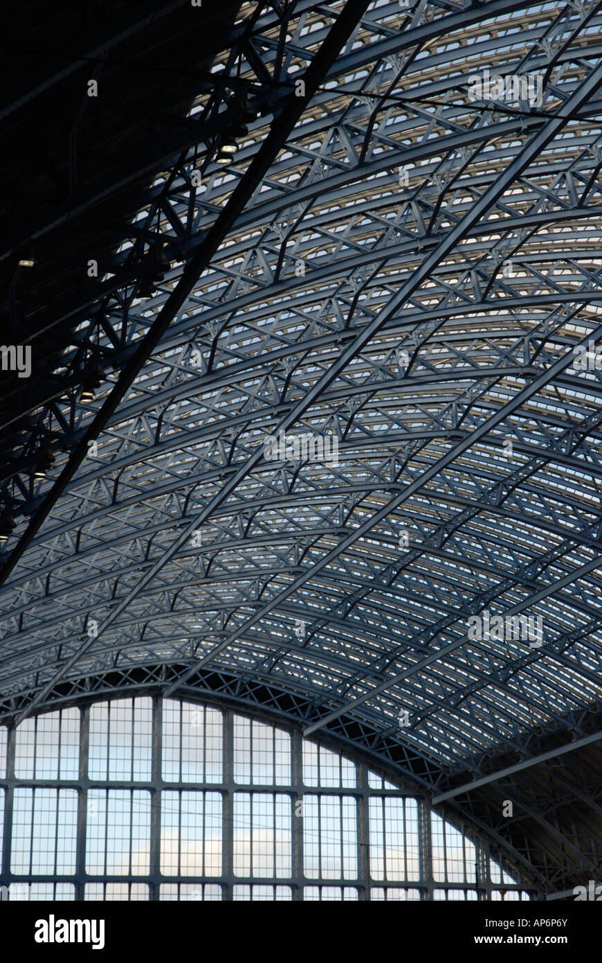 Interior of St Pancras International railway station showing roof Stock Photo