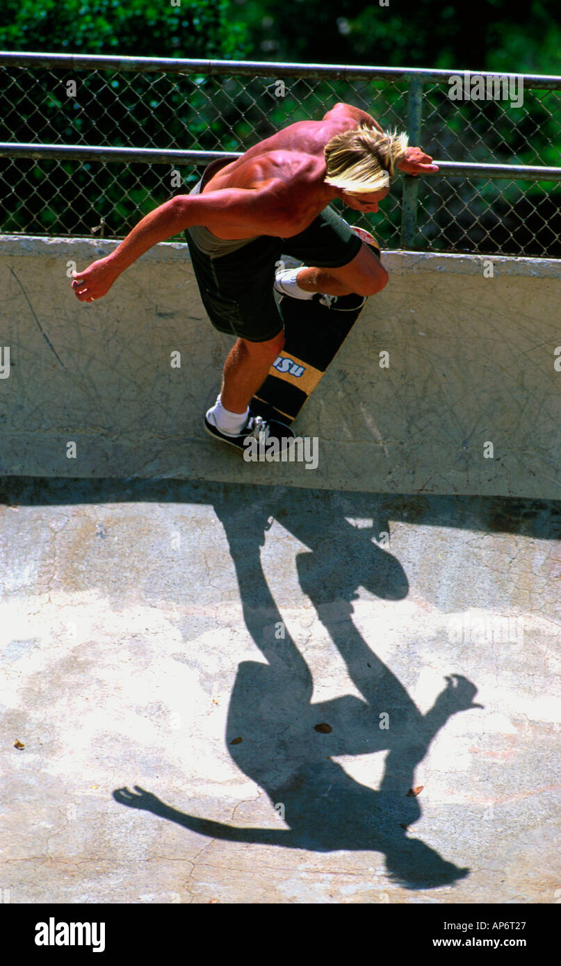 Balancing On Railing Young man balancing on railing hi-res stock photography and images - Alamy