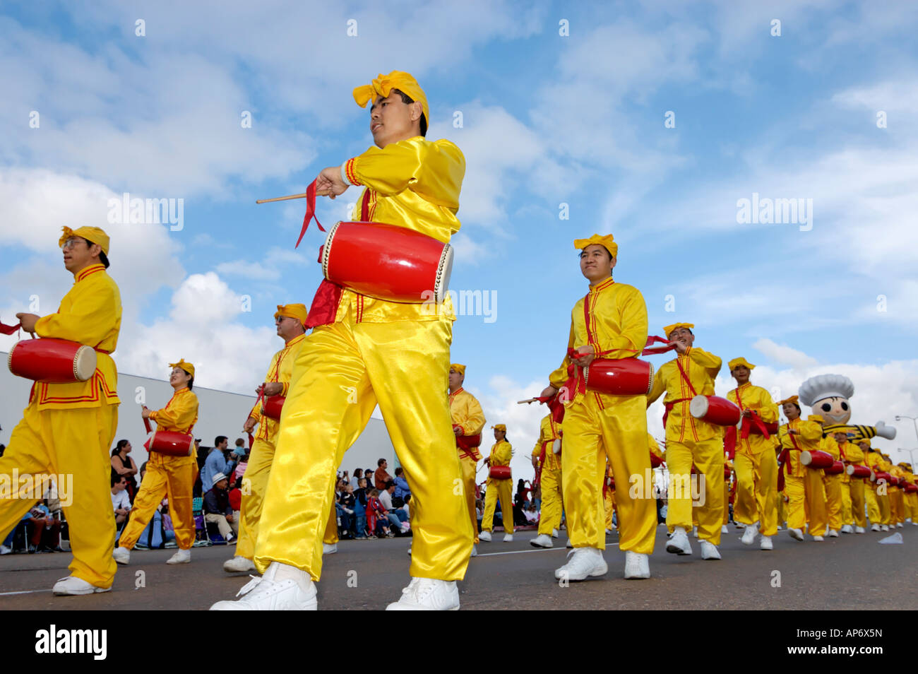Falun Gong drummers marching in parade Stock Photo Alamy