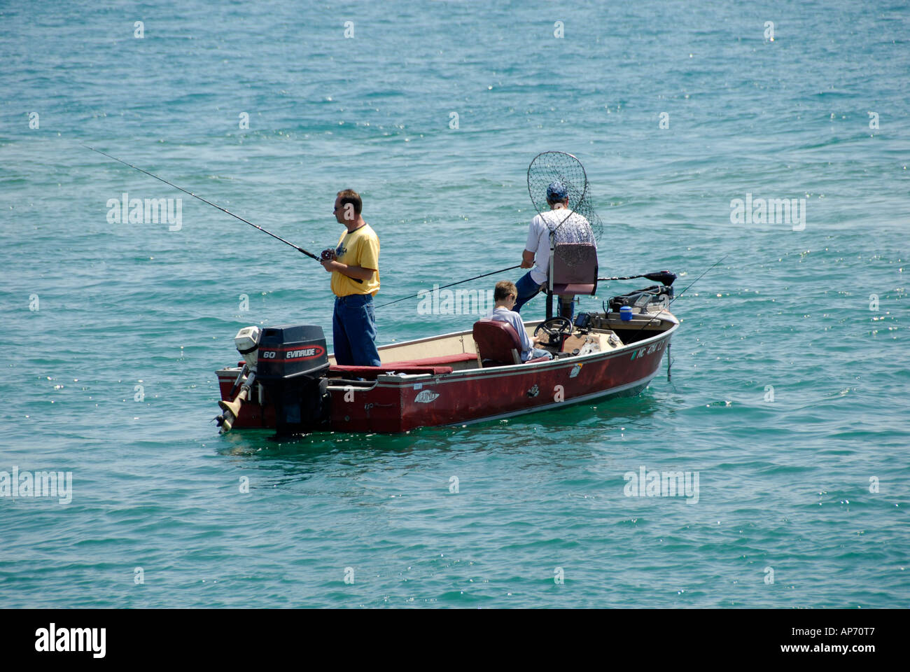 Fishing for walleye on the St. Clair River during the spring thaw Stock  Photo - Alamy