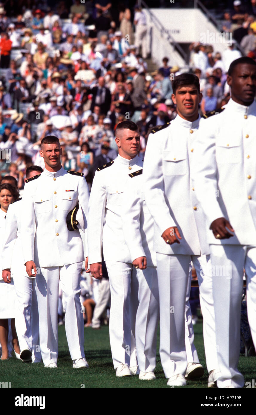 Navy graduation hi-res stock photography and images - Alamy Navy graduation hi-res stock photography and images - Alamy