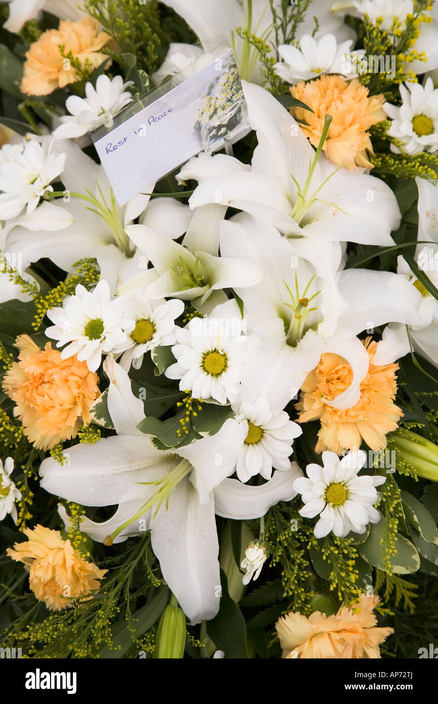 Funeral Flowers Stock Photos & Funeral Flowers Stock Images Alamy