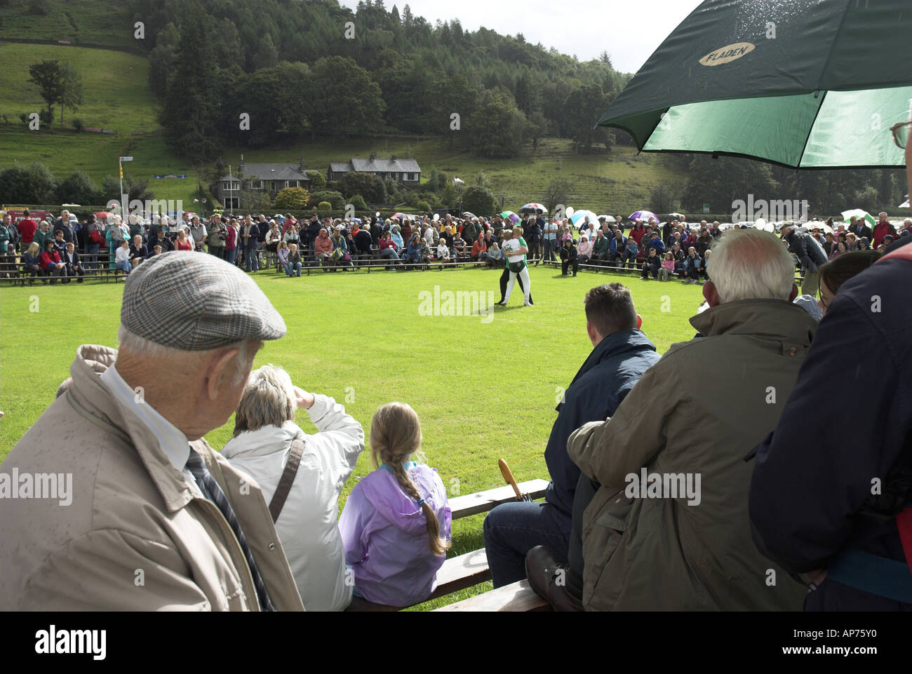 Crowds watch traditional Cumbrian wrestling at the Grasmere Show Stock Photo