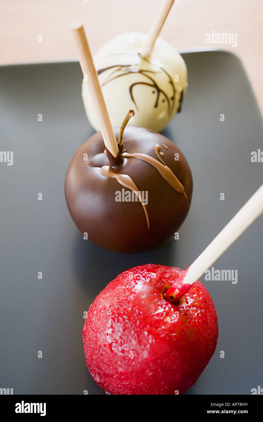 Chocolate and toffee apples Stock Photo Alamy